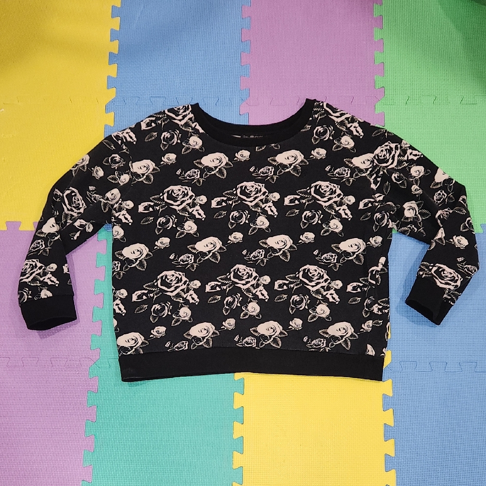 Metal Mulisha Black Skull and Rose Woman's Sweatshirt, Size Large,  Like New